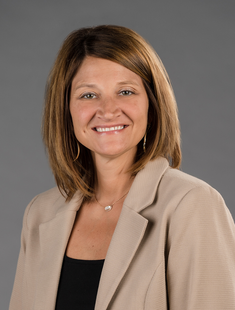 Allison Roberts headshot